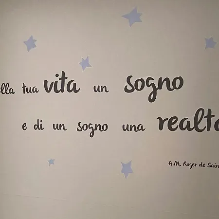 Invatican 住宿加早餐酒店